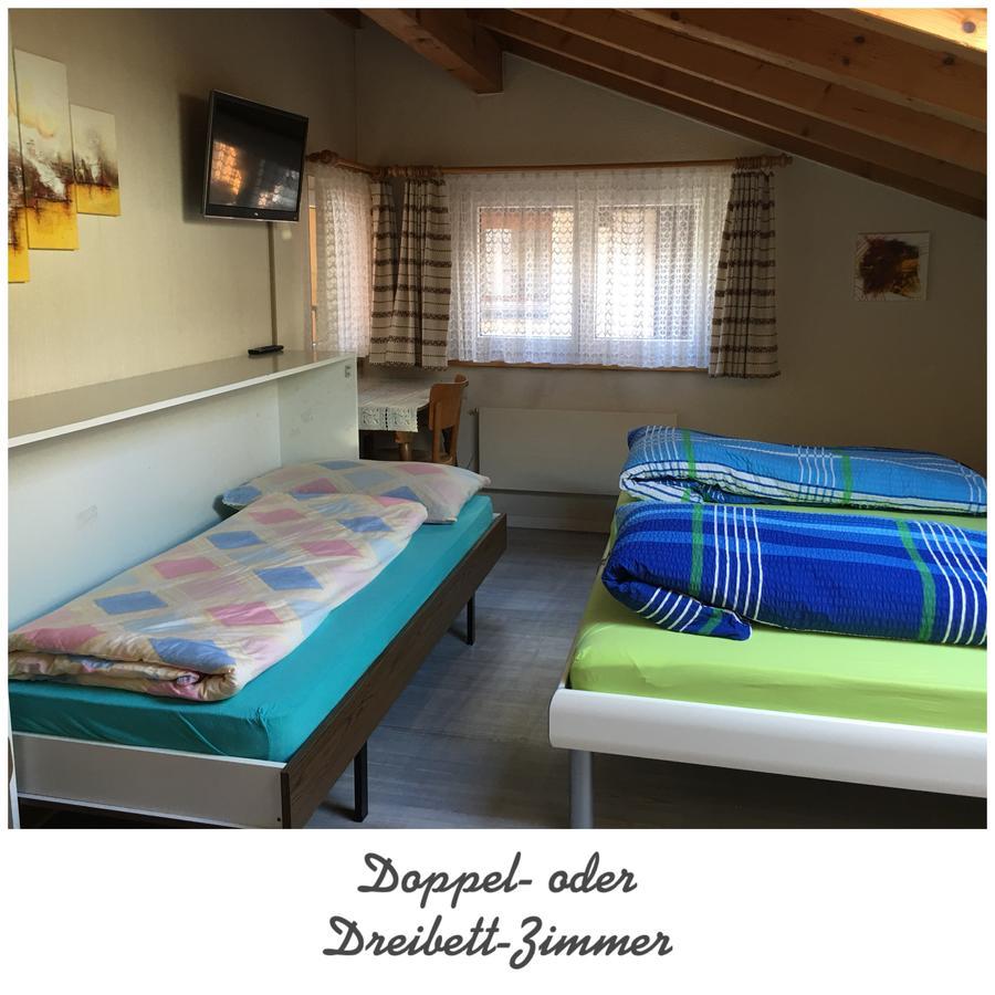 Privatzimmer / Bed & Breakfast Andermatt Esterno foto